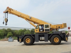 Pick and Carry Crane